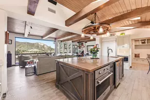 356 E Carlisle Rd, Thousand Oaks, CA 91361 - Photo 14