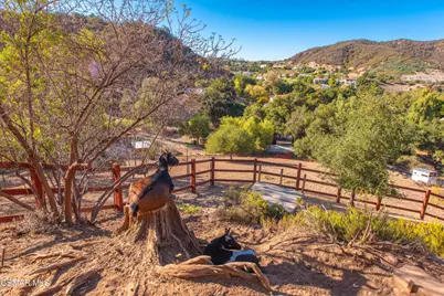 356 E Carlisle Road, Thousand Oaks, CA 91361 - Photo 48