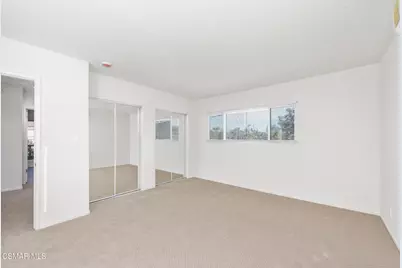 22002 Ybarra Road, Woodland Hills, CA 91364 - Photo 14