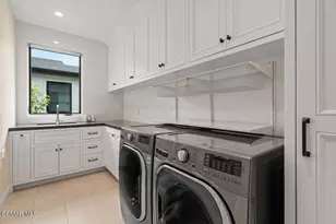 12727 Landale St, Studio City, CA 91604 - Photo 34