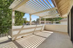 1298 Landsburn Cir, Westlake Village, CA 91361 - Photo 22