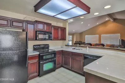 675 Oak Run Trail #206, Oak Park, CA 91377 - Photo 34