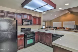 675 Oak Run Trail, Oak Park, CA 91377 - Photo 34