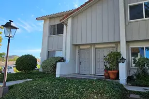 346 Green Moor Pl, Thousand Oaks, CA 91361 - Photo 2