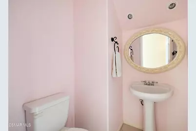 5657 Pansy Street, Simi Valley, CA 93063 - Photo 14