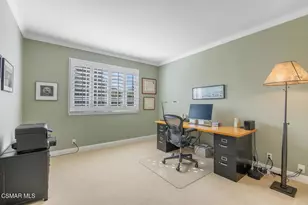 29376 Laro Dr, Agoura Hills, CA 91301 - Photo 16