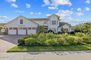 29376 Laro Dr, Agoura Hills, CA 91301 - Photo 2