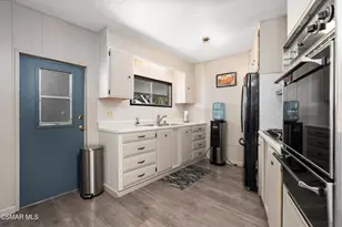 142 Via Rosal, Camarillo, CA 93012 - Photo 14