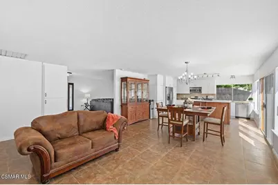 2766 Broadmoor Avenue, Simi Valley, CA 93065 - Photo 10