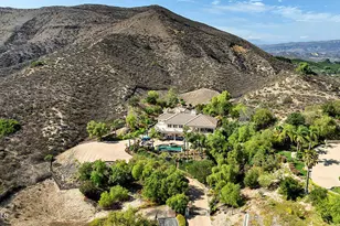 1100 N Country Club Dr, Simi Valley, CA 93065 - Photo 92