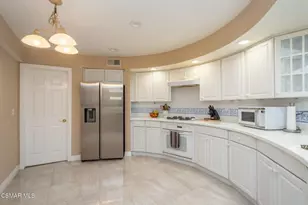 809 Shadow Lake Dr, Thousand Oaks, CA 91360 - Photo 10