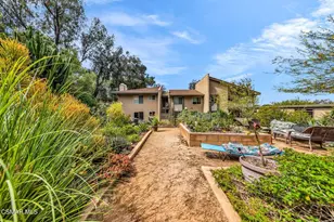 224 Oak Leaf Dr, Thousand Oaks, CA 91360 - Photo 36