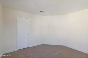 117 Macademia Ln, Simi Valley, CA 93065 - Photo 38