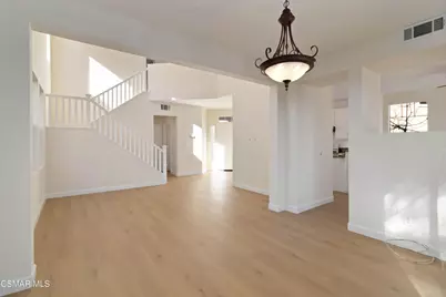 117 Macademia Lane, Simi Valley, CA 93065 - Photo 14