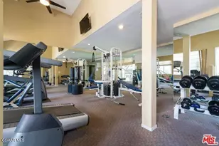 355 N Maple St, Burbank, CA 91505 - Photo 26