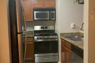 355 N Maple St, Burbank, CA 91505 - Photo 12