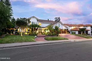 29515 Weeping Willow Dr, Agoura Hills, CA 91301 - Photo 2