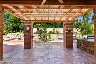 29515 Weeping Willow Dr, Agoura Hills, CA 91301 - Photo 14