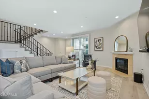 349 Newbury Vista Ln, Newbury Park, CA 91320 - Photo 4