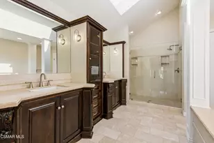 325 Cherry Hills Ct, Thousand Oaks, CA 91320 - Photo 26