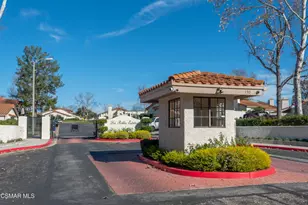 325 Cherry Hills Ct, Thousand Oaks, CA 91320 - Photo 34