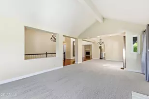 325 Cherry Hills Ct, Thousand Oaks, CA 91320 - Photo 10