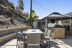 8466 Springford Dr, Los Angeles, CA 91352 - Photo 28