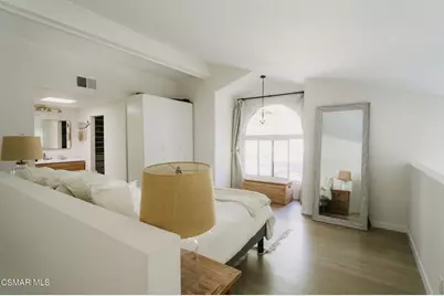 5716 Skyview Way #B, Agoura Hills, CA 91301 - Photo 16