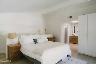 5716 Skyview Way, Agoura Hills, CA 91301 - Photo 18