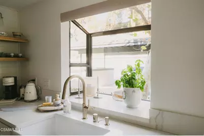 5716 Skyview Way #B, Agoura Hills, CA 91301 - Photo 12