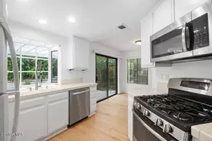 4139 Lost Springs Dr, Calabasas, CA 91301 - Photo 8