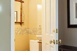 4658 Del Moreno Dr, Woodland Hills, CA 91364 - Photo 36