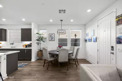2579 Little Rock Lane, Simi Valley, CA 93065 - Photo 10