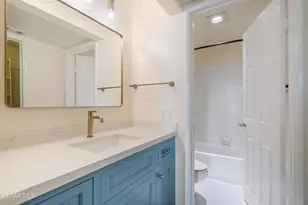 637 Indian Oak Ln, Oak Park, CA 91377 - Photo 16