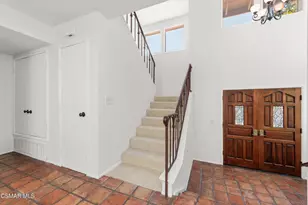 717 N Valley Dr, Westlake Village, CA 91362 - Photo 20