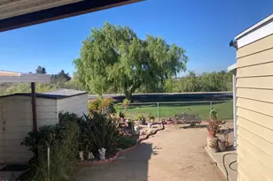 15750 Arroyo Dr, Moorpark, CA 93021 - Photo 12