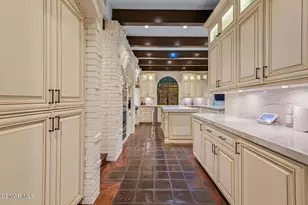 4445 Golf Course Dr, Westlake Village, CA 91362 - Photo 10