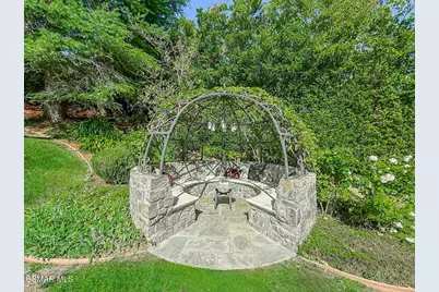 581 Lakeview Canyon Road, Westlake Village, CA 91362 - Photo 70