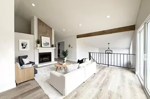 213 Estrellita Ln, Oak Park, CA 91377 - Photo 2