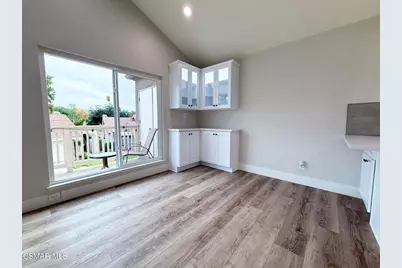 213 Estrellita Lane, Oak Park, CA 91377 - Photo 6