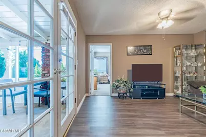 3239 Hamlin Avenue, Simi Valley, CA 93063 - Photo 34