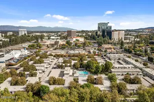 22050 Calvert St, Woodland Hills, CA 91367 - Photo 28