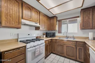 515 Houston Dr, Thousand Oaks, CA 91360 - Photo 18