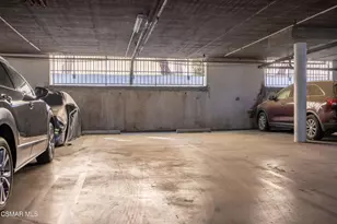 17735 Kinzie St, Northridge, CA 91325 - Photo 34