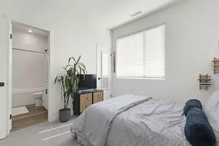 27065 Tanager Ln, Valencia, CA 91381 - Photo 32