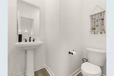 27065 Tanager Lane, Valencia, CA 91381 - Photo 10
