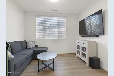 27065 Tanager Lane, Valencia, CA 91381 - Photo 8