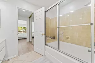 559 Racquet Club Ln, Thousand Oaks, CA 91360 - Photo 18