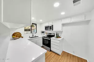769 Birchpark Cir, Thousand Oaks, CA 91360 - Photo 14