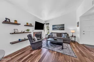 2450 Pleasant Way, Thousand Oaks, CA 91362 - Photo 4